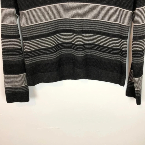 Classiques Entier Women’s M 100%Pure Wool Stripe V-Neck Sweater - Picture 7 of 8